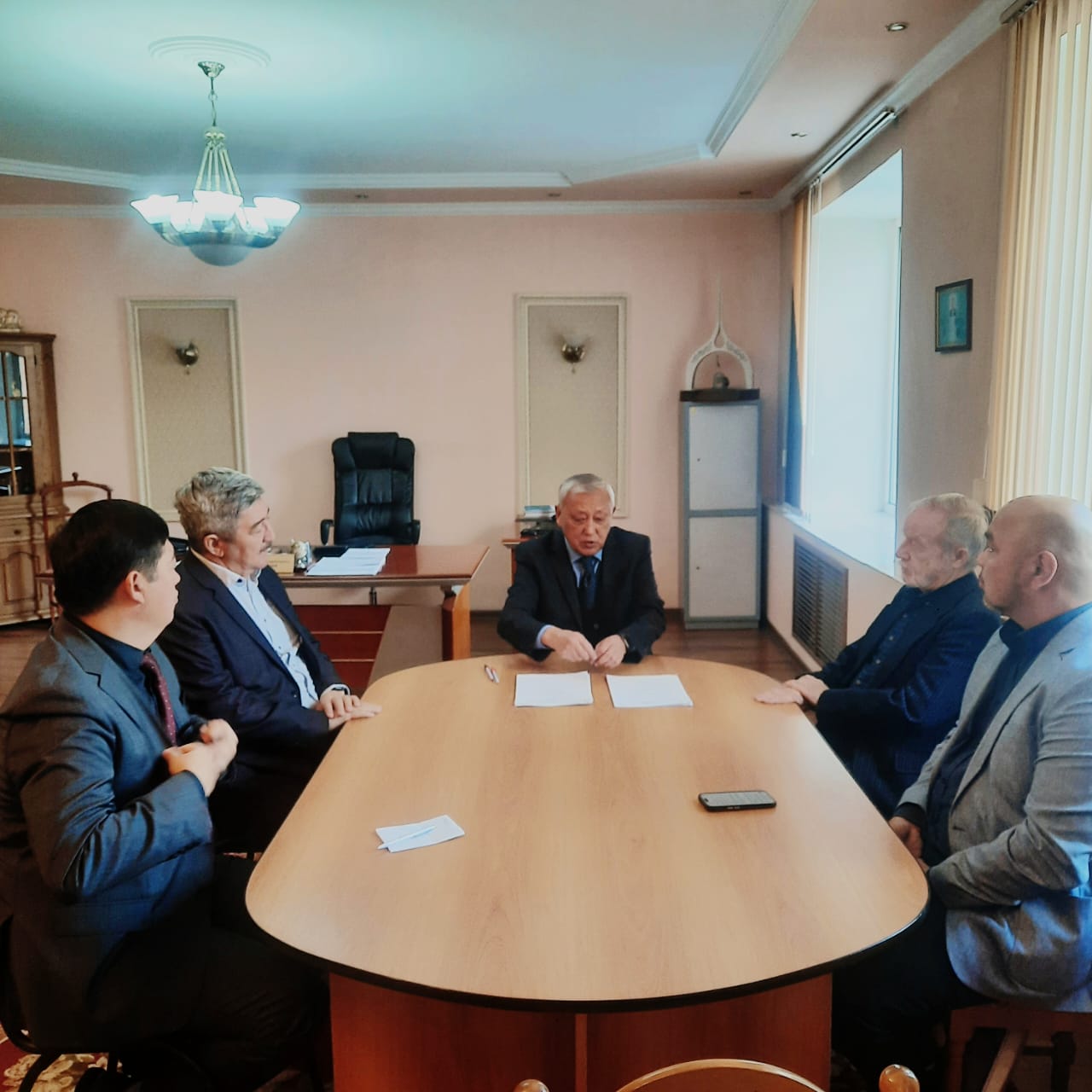 Абай облысы Қоғамдық кеңесінің президиум отырысы өтті.