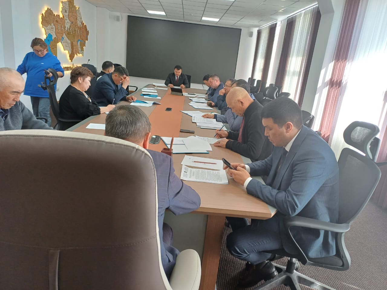 12 марта 2026 года состоялось заседание районного общественного совета. По первому вопросу повестки дня: В соответствии со статьей 43-1 Земельного кодекса Республики Казахстан, представленного ГУ «Отдел земельных отношений»