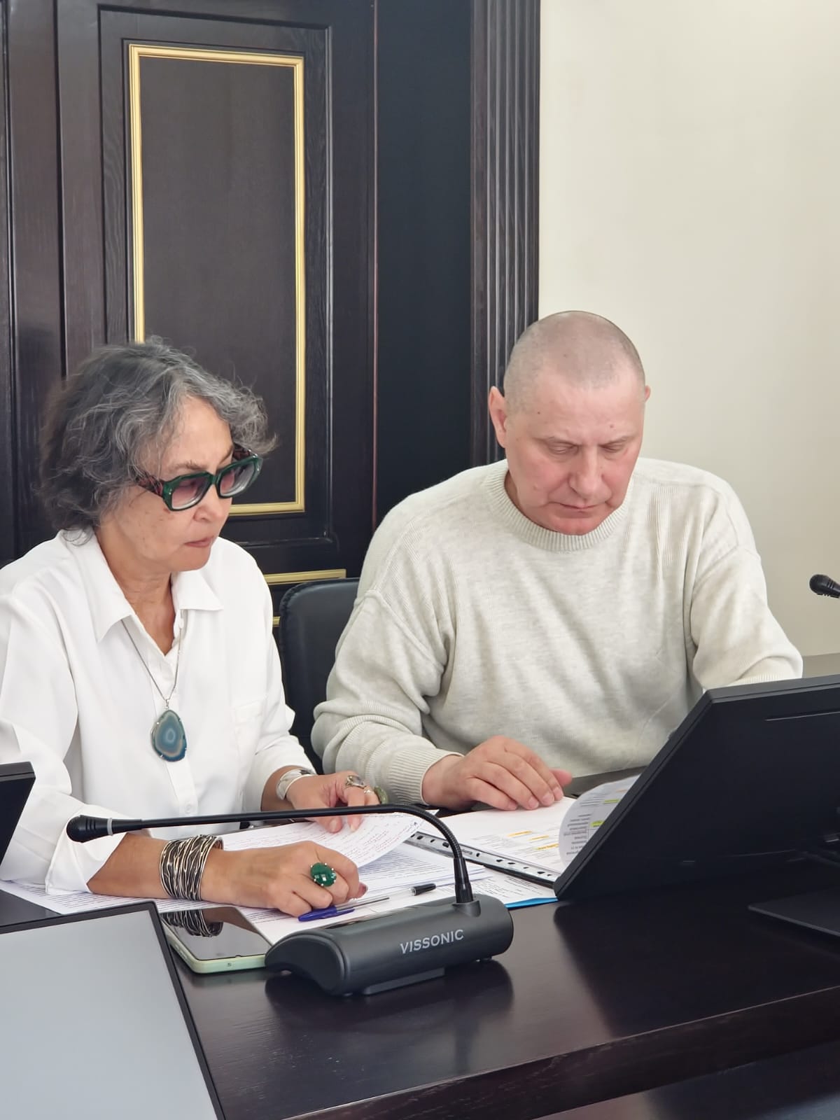 ОС АКМОЛИНСКОЙ ОБЛАСТИ.ОБЛАСТНОЙ ЦЕНТР ПСИХИЧЕСКОГО ЗДОРОВЬЯ: ОТ МАТЕРИАЛЬНОГО ОСНАЩЕНИЯ ДО РАЗБИТЫХ ДОРОГ